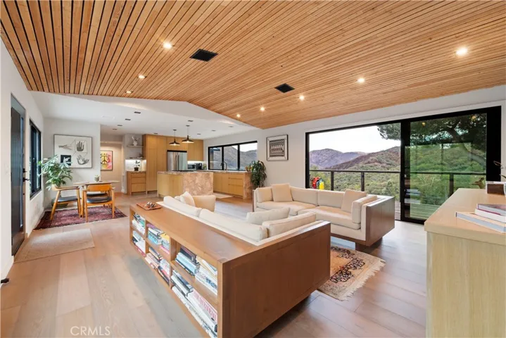 19778 Grand View Drive, Topanga, California 90290