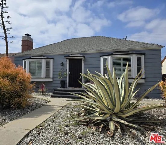 408 W Hillsdale Street, Inglewood, California 90302