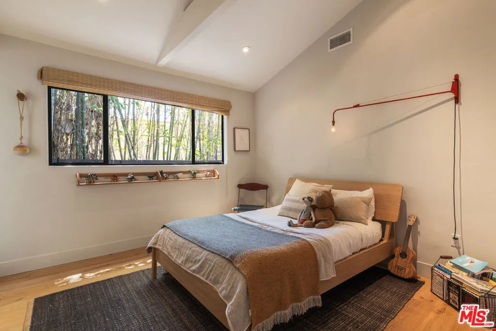 226 S Rimpau Boulevard, Los Angeles, California 90004 home-pic-27