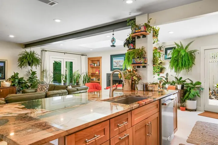 13025 Earlgate Court, Poway, California 92064