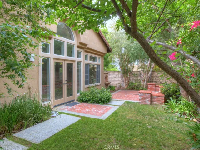 10655 Bruns Drive, Tustin, California 92782
