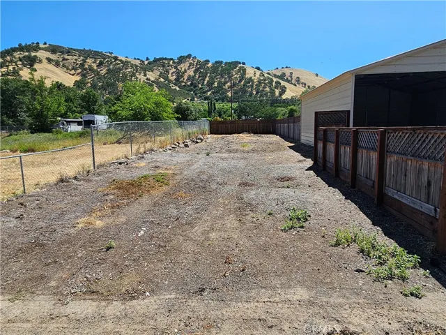 2890 7th Street, Clearlake, California 95422