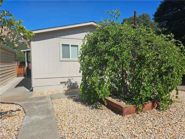 2890 7th Street, Clearlake, California 95422