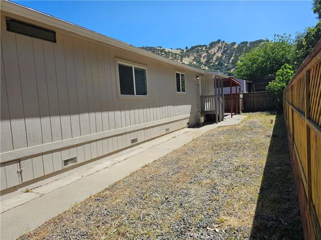 2890 7th Street, Clearlake, California 95422