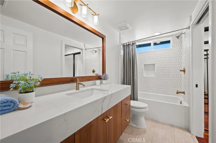 9462 Pier Drive, Huntington Beach, California 92646