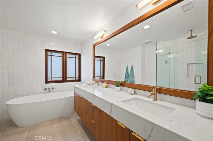 9462 Pier Drive, Huntington Beach, California 92646