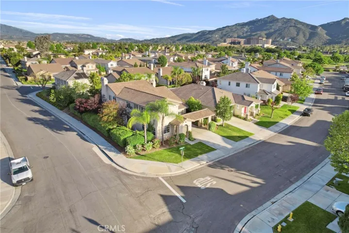45614 Hawk Court, Temecula, California 92592