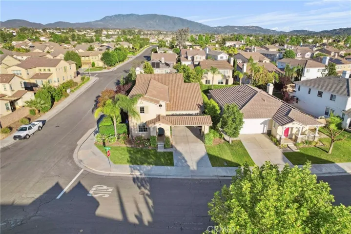 45614 Hawk Court, Temecula, California 92592