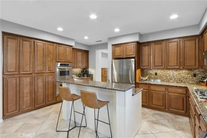 45614 Hawk Court, Temecula, California 92592
