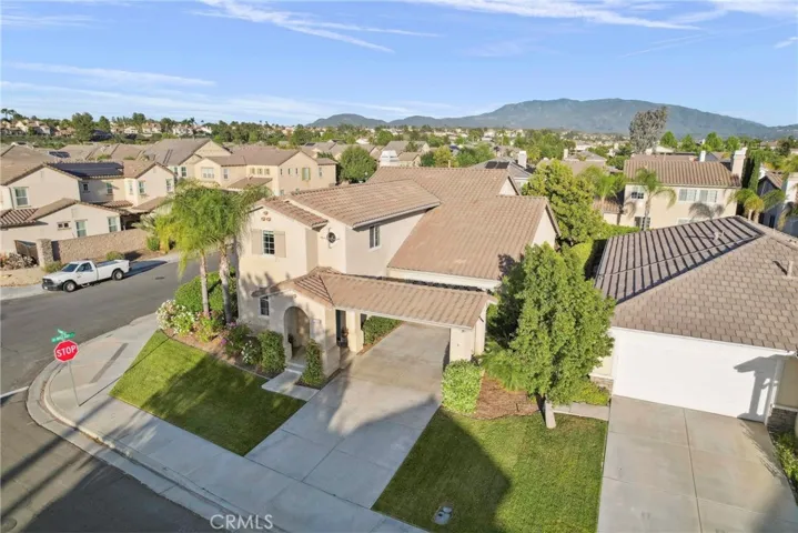 45614 Hawk Court, Temecula, California 92592