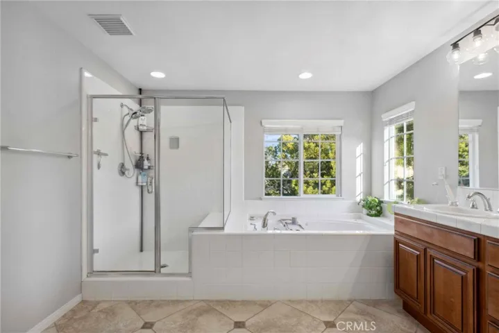 45614 Hawk Court, Temecula, California 92592
