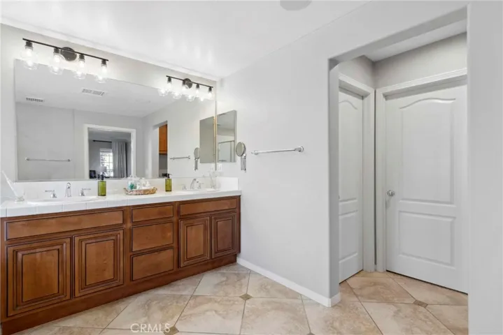 45614 Hawk Court, Temecula, California 92592