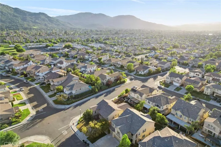 45614 Hawk Court, Temecula, California 92592