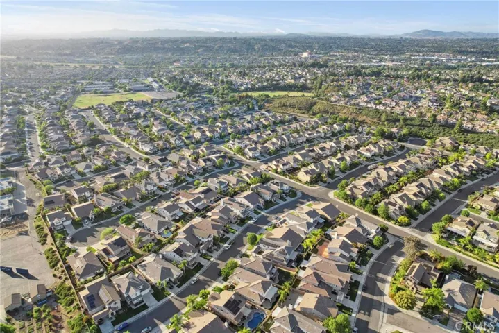 45614 Hawk Court, Temecula, California 92592