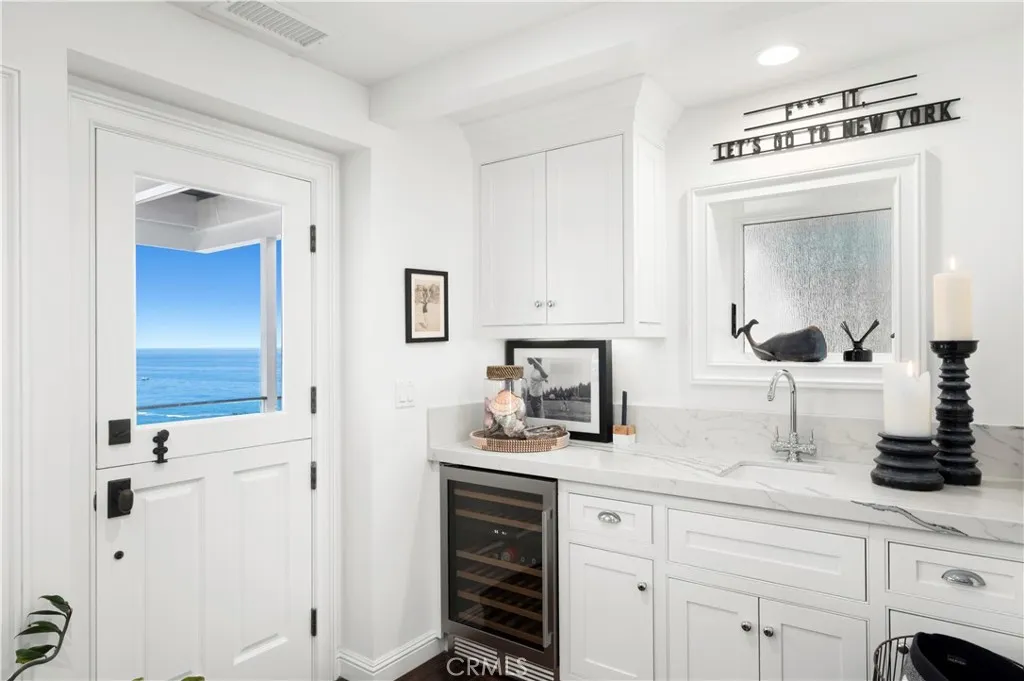 31889 Circle Drive, Laguna Beach, California 92651 home-pic-28