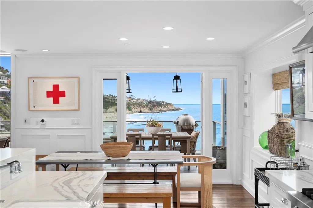 31889 Circle Drive, Laguna Beach, California 92651 home-pic-8