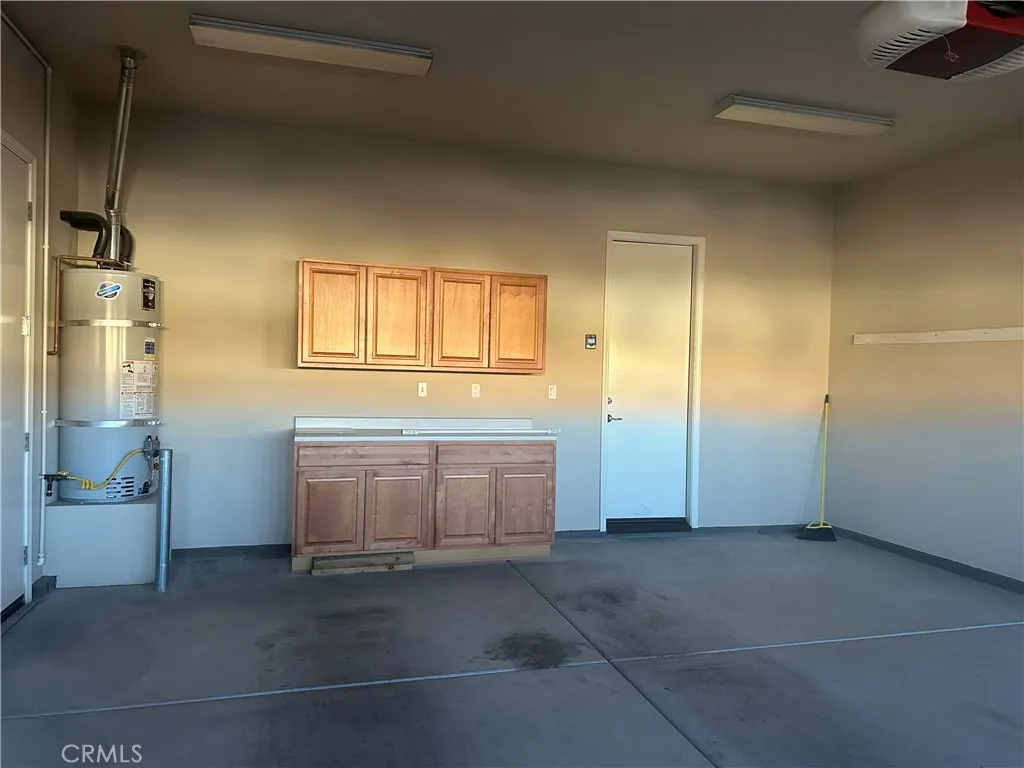 10030 El Dorado Street, Apple Valley, California 92308 home-pic-13