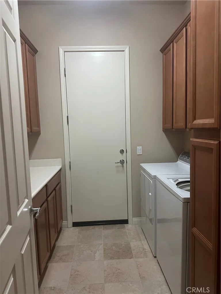 10030 El Dorado Street, Apple Valley, California 92308 home-pic-15