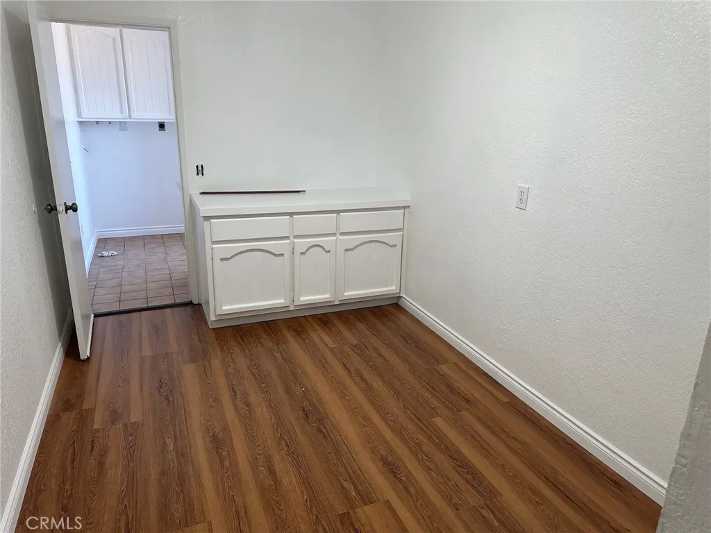 16485 Wintun Road, Apple Valley, California 92307 home-pic-17