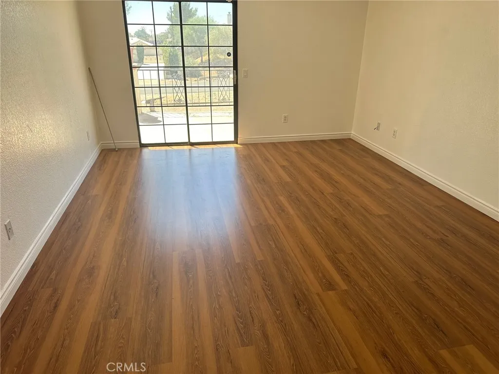 16485 Wintun Road, Apple Valley, California 92307 home-pic-29