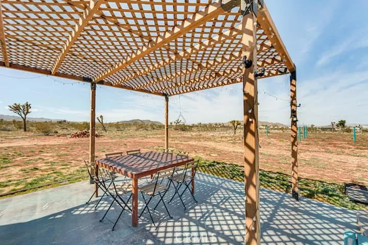 58725 Botkin Road, Landers, California 92285 home-pic-25