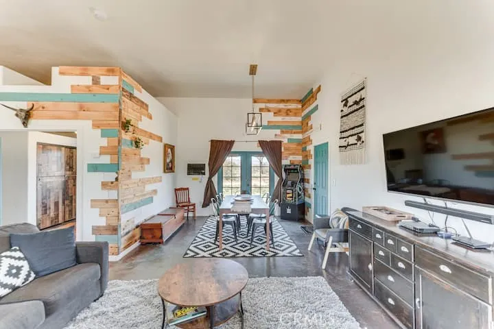 58725 Botkin Road, Landers, California 92285 home-pic-6