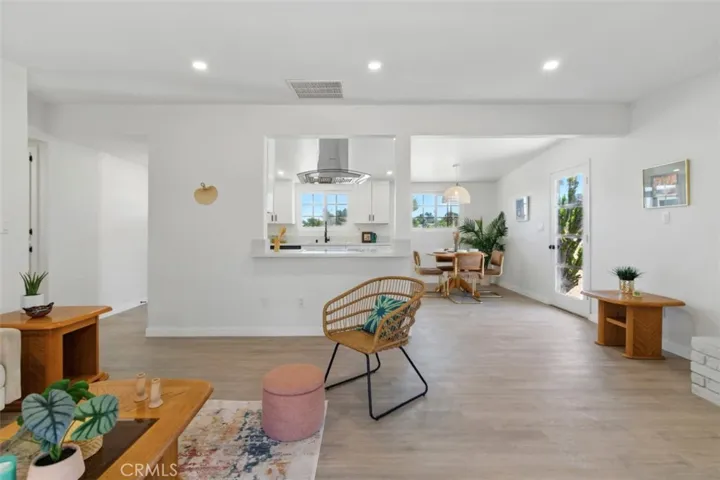7686 Deer Trail, Yucca Valley, California 92284