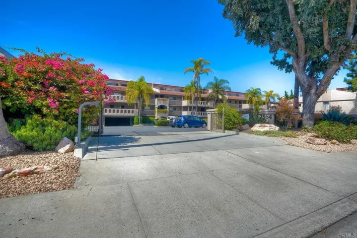 2564 Navarra Drive 115, Carlsbad, California 92009