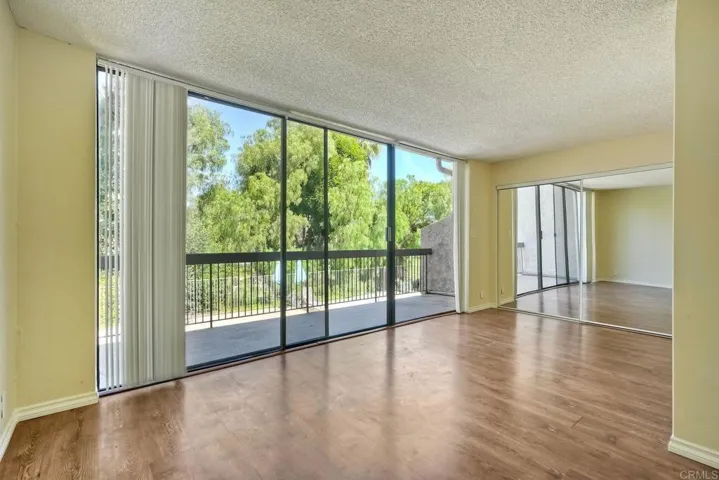 2564 Navarra Drive 115, Carlsbad, California 92009