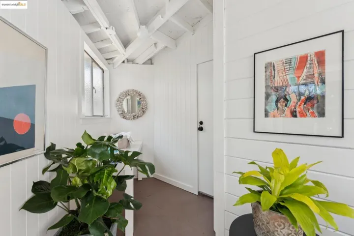 623 38th St, Richmond, California 94805