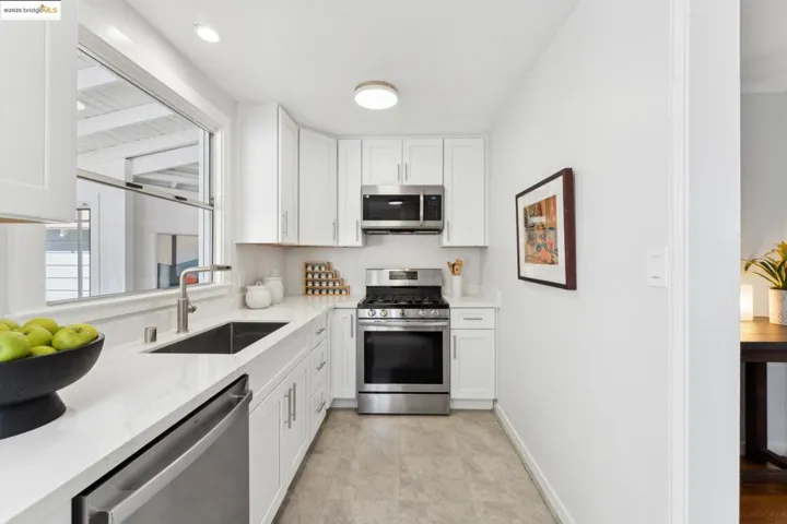 623 38th St, Richmond, California 94805