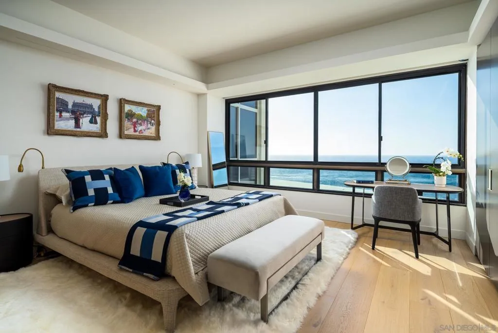939 Coast Blvd 4a, La Jolla, California 92037 home-pic-16