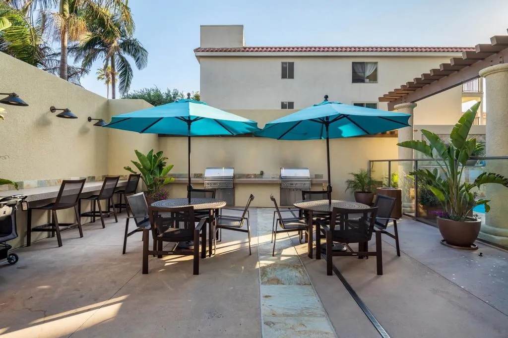 939 Coast Blvd 4a, La Jolla, California 92037 home-pic-39