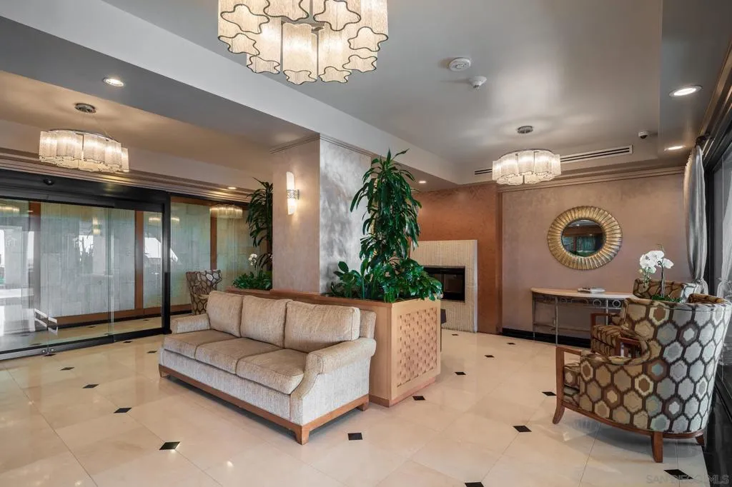 939 Coast Blvd 4a, La Jolla, California 92037 home-pic-31