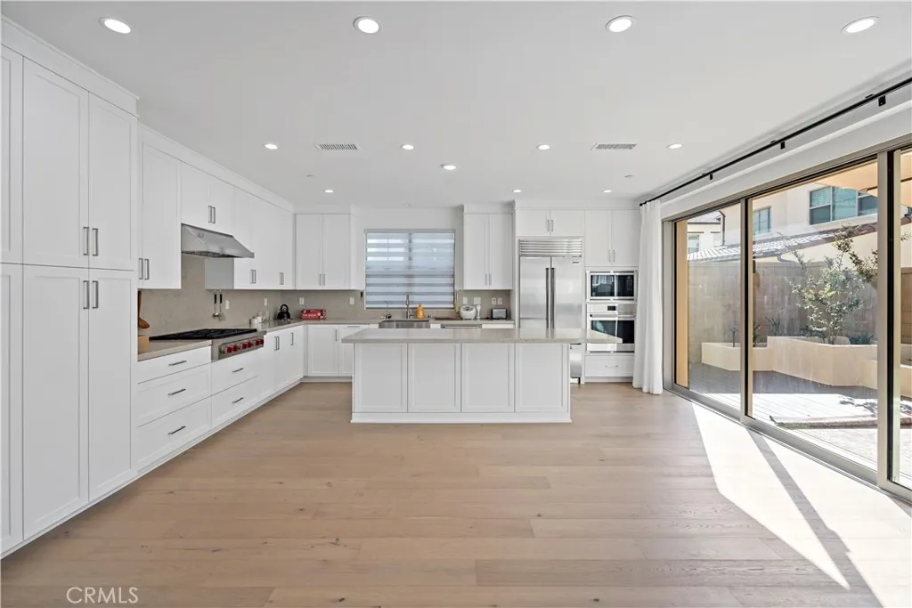 113 Imagination Trail, Irvine, California 92620 home-pic-12