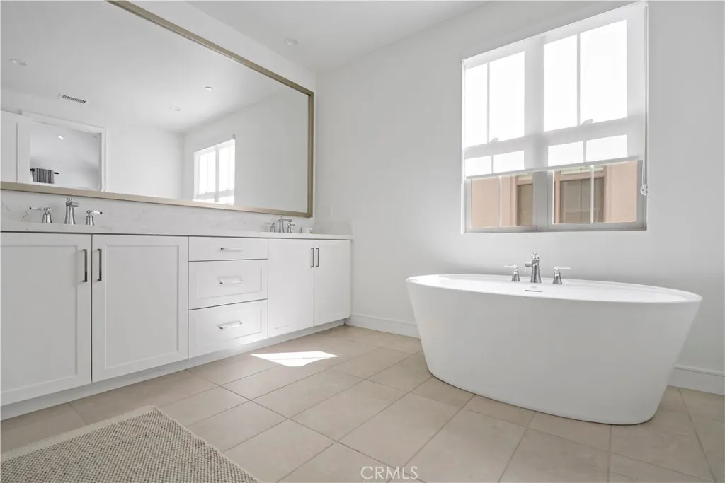 113 Imagination Trail, Irvine, California 92620 home-pic-26