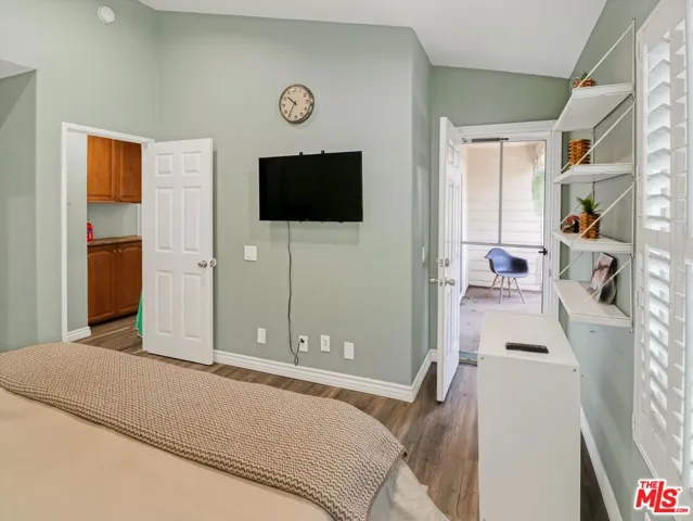 1637 E 5th Street 302, Long Beach, California 90802