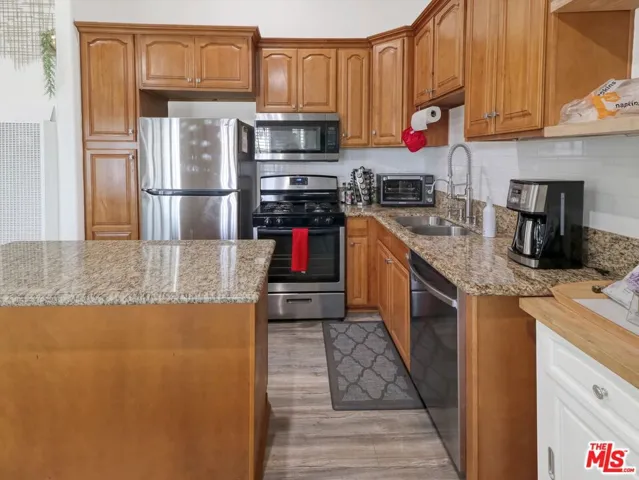 1637 E 5th Street 302, Long Beach, California 90802