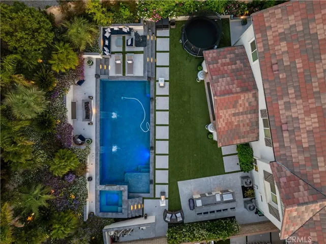 22385 Midtown Court, Saugus, California 91350