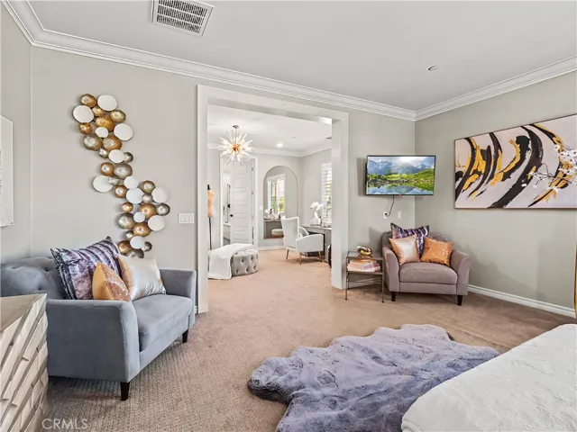 22385 Midtown Court, Saugus, California 91350