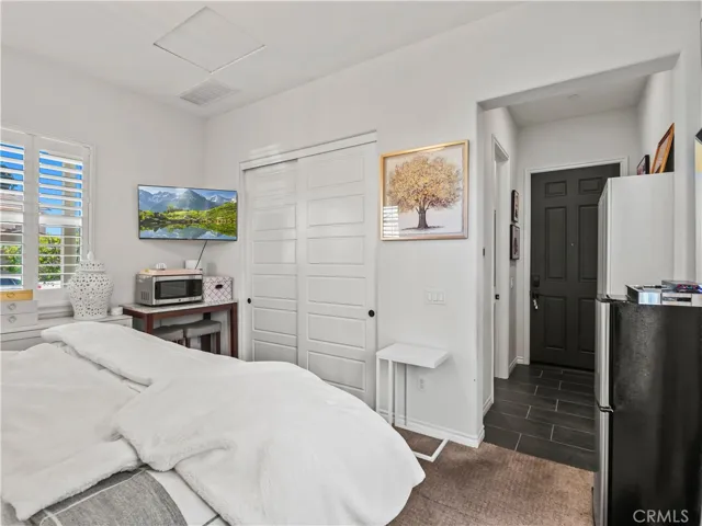 22385 Midtown Court, Saugus, California 91350