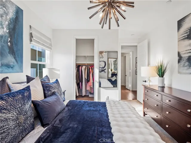 22385 Midtown Court, Saugus, California 91350
