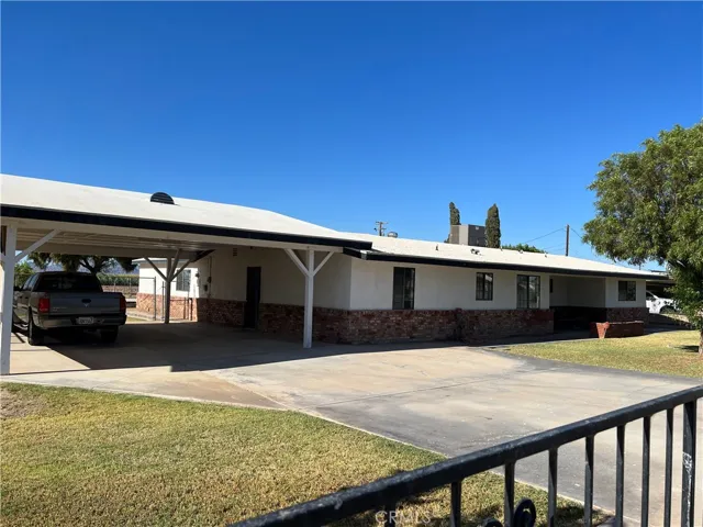 Large Carport!