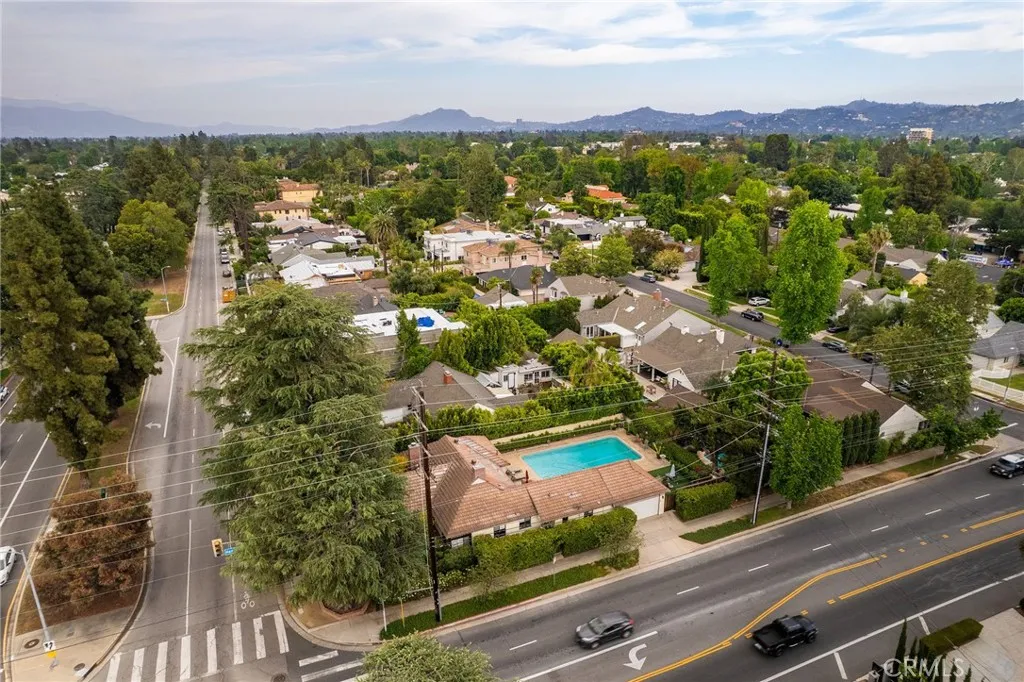 14060 Chandler Boulevard, Sherman Oaks, California 91401 home-pic-40