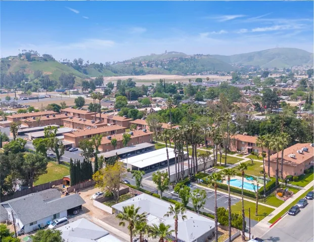 345 W 41st Street, San Bernardino, California 92407