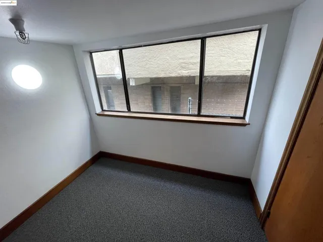 290 Park View Terrace, Oakland, California 94610