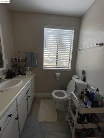 290 Park View Terrace, Oakland, California 94610