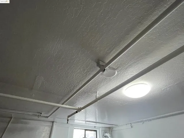 290 Park View Terrace, Oakland, California 94610