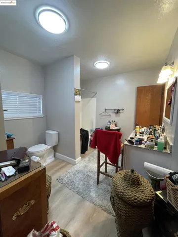 290 Park View Terrace, Oakland, California 94610