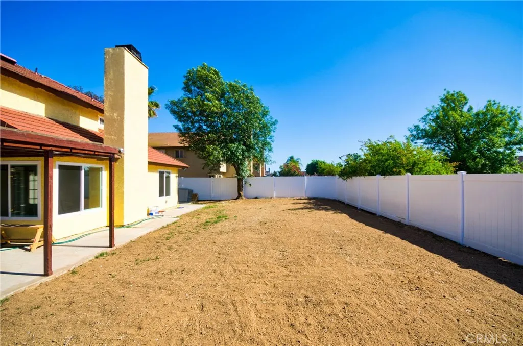 13855 Calada Drive, Moreno Valley, California 92553 home-pic-46